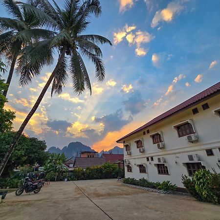 Saphaothong Guesthouse 방 비엥 외부 사진