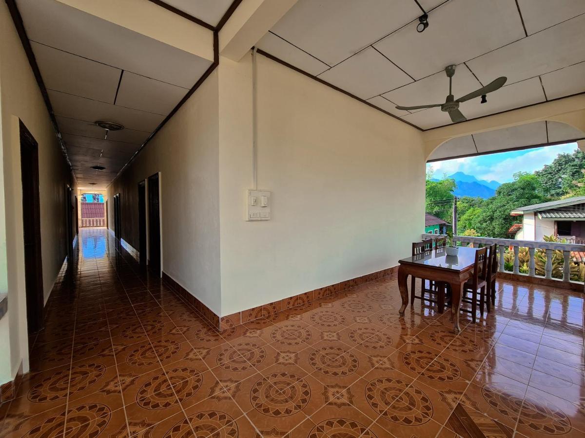 Saphaothong Guesthouse 방 비엥 외부 사진