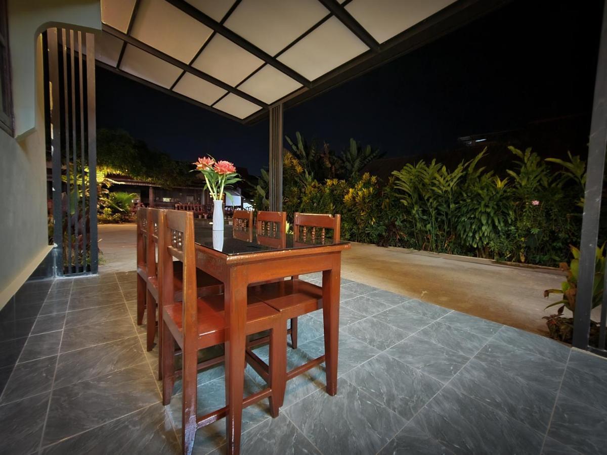 Saphaothong Guesthouse 방 비엥 외부 사진