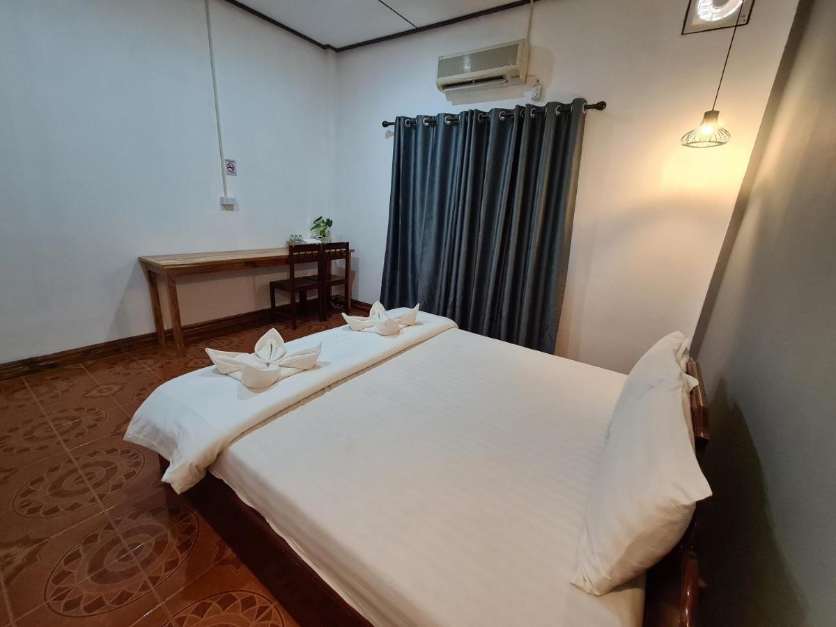 Saphaothong Guesthouse 방 비엥 외부 사진