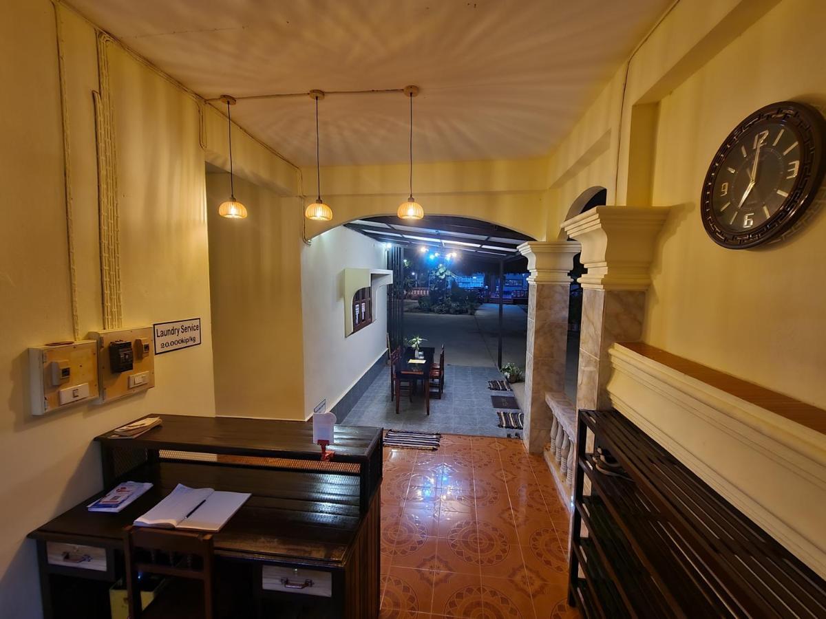 Saphaothong Guesthouse 방 비엥 외부 사진