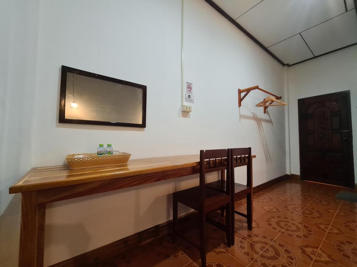 Saphaothong Guesthouse 방 비엥 외부 사진