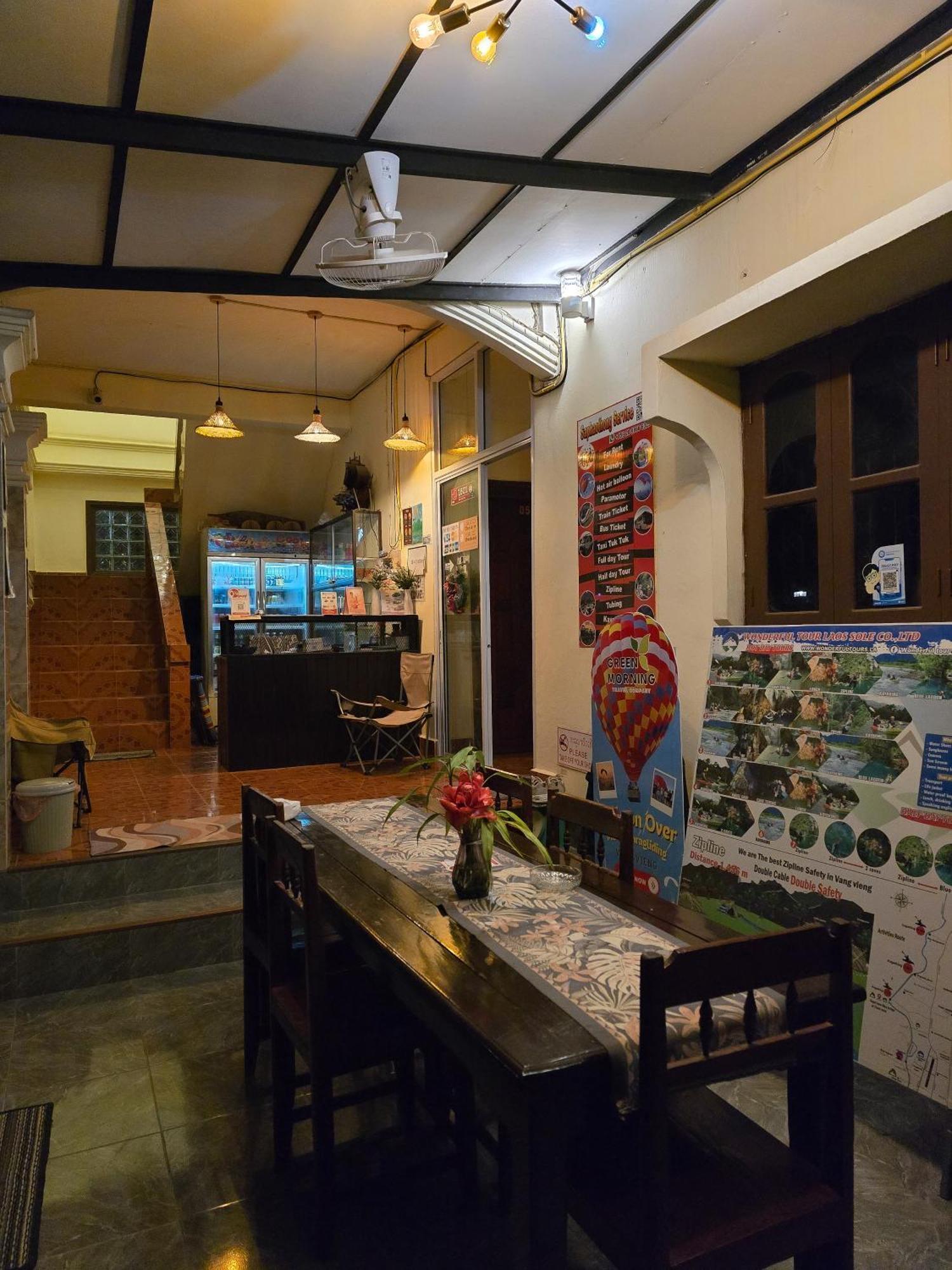 Saphaothong Guesthouse 방 비엥 외부 사진
